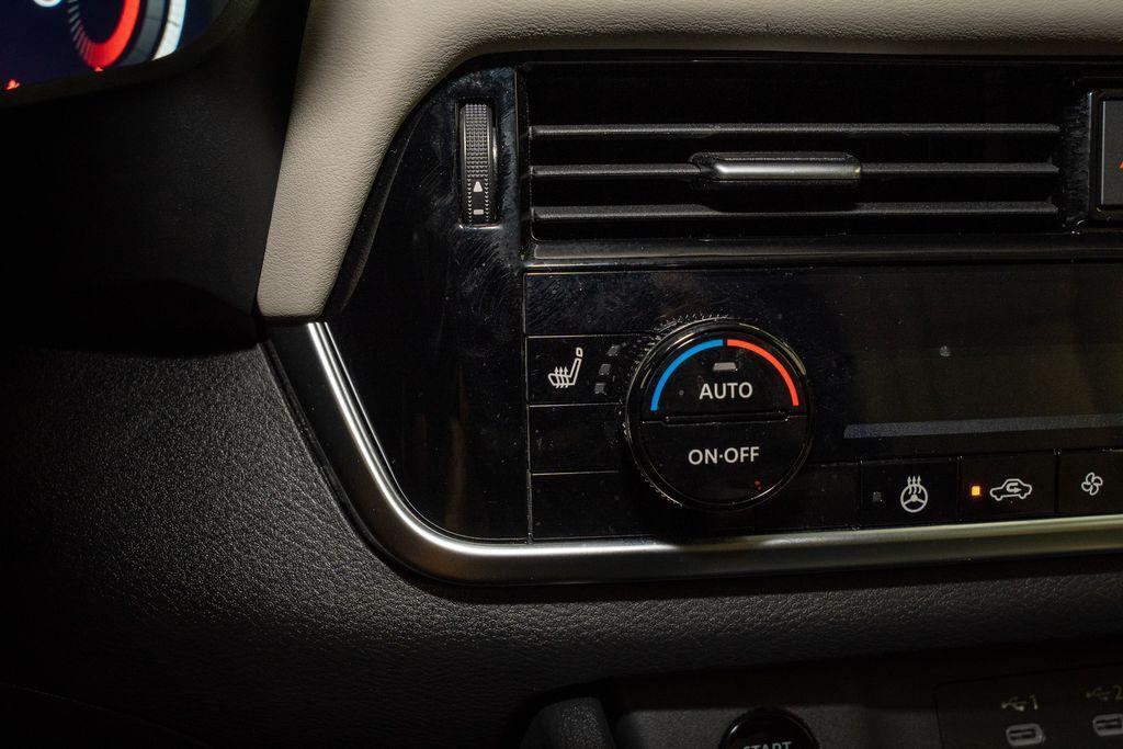 used 2024 Nissan Rogue car, priced at $28,304