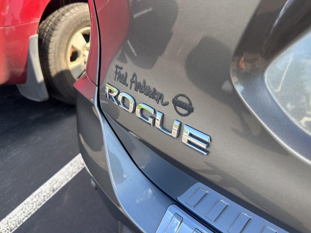 used 2020 Nissan Rogue car, priced at $18,249