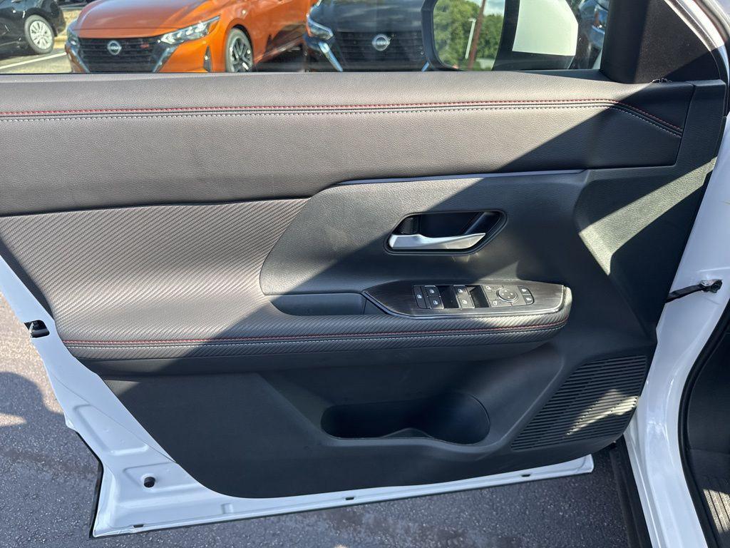 new 2025 Nissan Kicks car, priced at $25,513