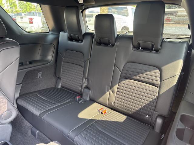 new 2025 Nissan Pathfinder car, priced at $43,888