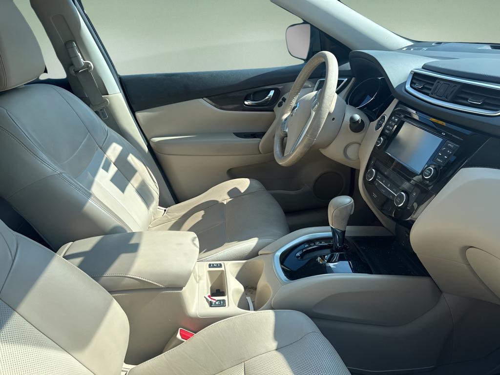 used 2014 Nissan Rogue car, priced at $10,911