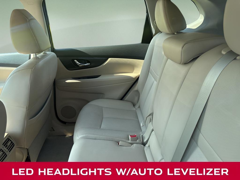 used 2014 Nissan Rogue car, priced at $10,911