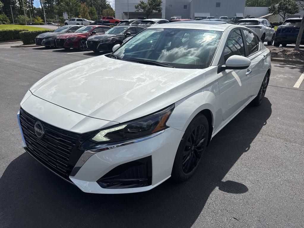 new 2025 Nissan Altima car, priced at $28,199