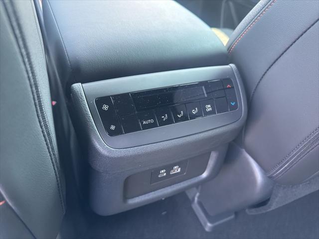 new 2025 Nissan Pathfinder car, priced at $43,967