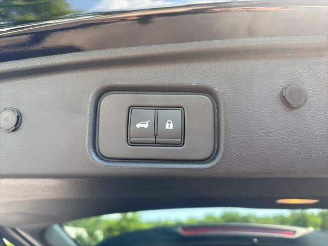 new 2025 Nissan Pathfinder car, priced at $43,967