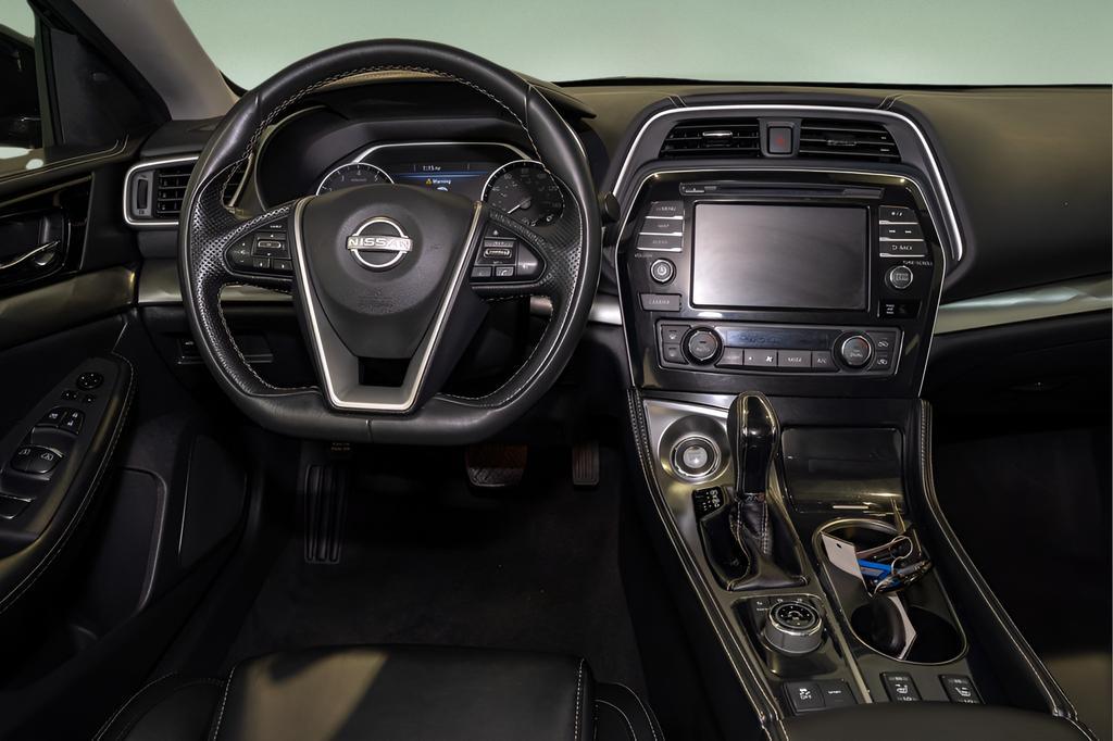 used 2023 Nissan Maxima car, priced at $24,985