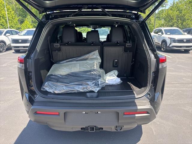 new 2025 Nissan Pathfinder car, priced at $43,888