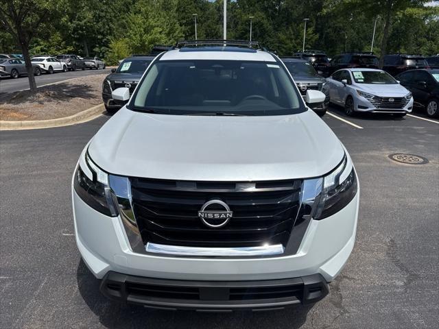 new 2025 Nissan Pathfinder car, priced at $41,857