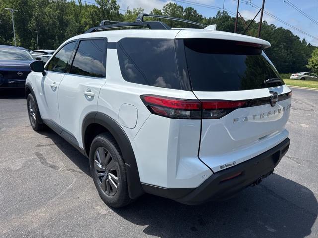 new 2025 Nissan Pathfinder car, priced at $41,857