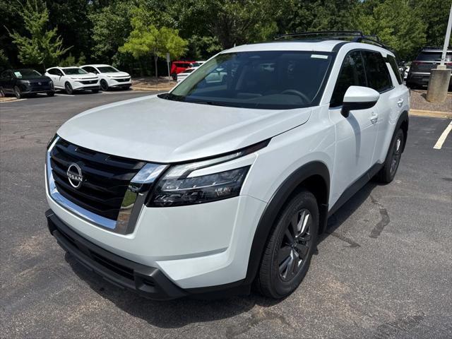new 2025 Nissan Pathfinder car, priced at $41,857