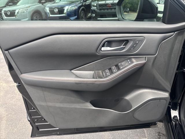 new 2025 Nissan Rogue car, priced at $34,975