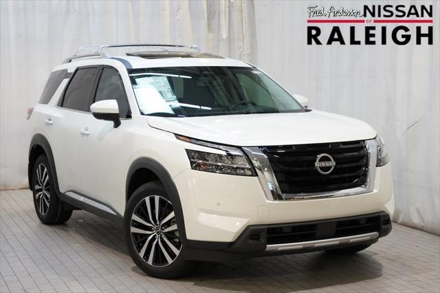 new 2024 Nissan Pathfinder car, priced at $45,813