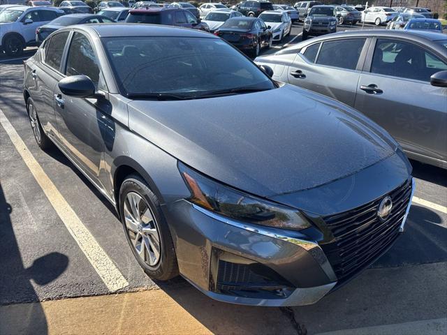 new 2025 Nissan Altima car, priced at $26,664