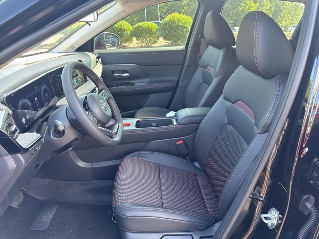 new 2025 Nissan Kicks car, priced at $27,752