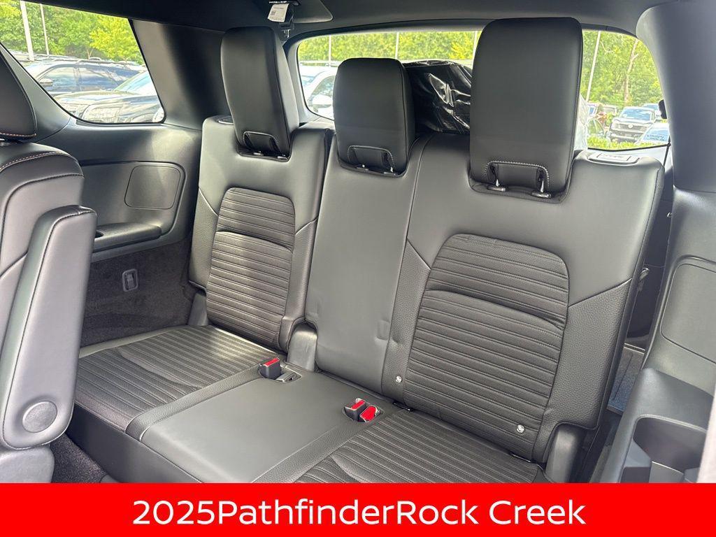 new 2025 Nissan Pathfinder car, priced at $39,073