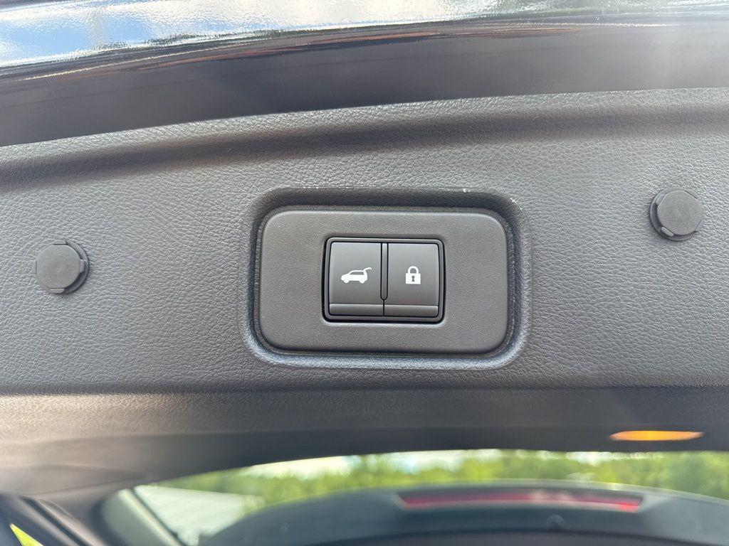 new 2025 Nissan Pathfinder car, priced at $44,073