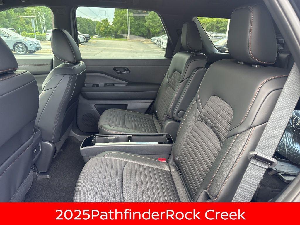 new 2025 Nissan Pathfinder car, priced at $39,073