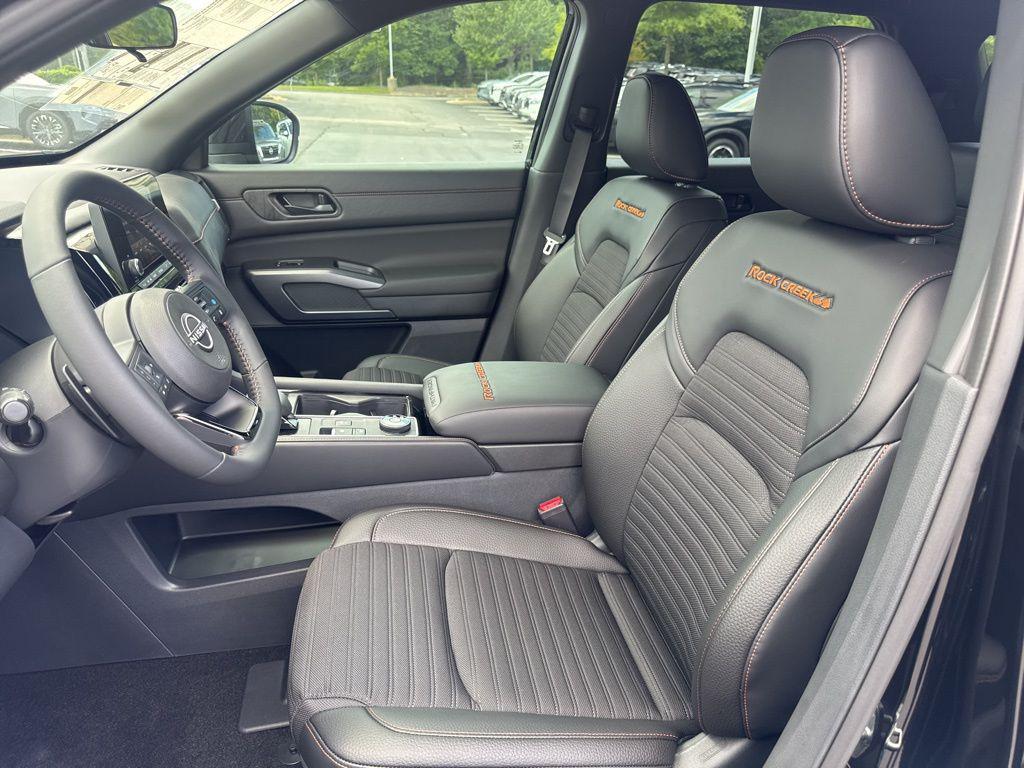 new 2025 Nissan Pathfinder car, priced at $44,073