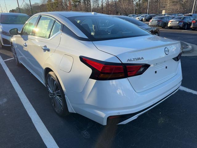 new 2025 Nissan Altima car, priced at $33,484