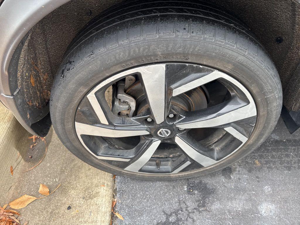 used 2022 Nissan Rogue Sport car, priced at $23,883