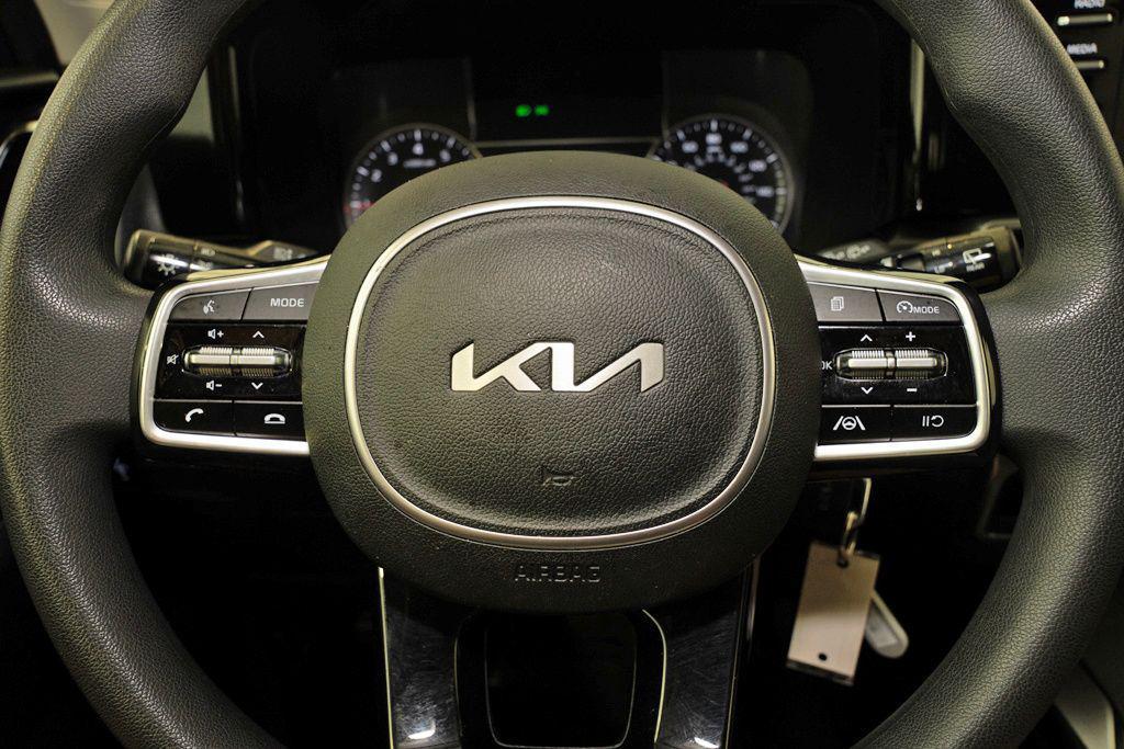 used 2023 Kia Sorento car, priced at $22,802