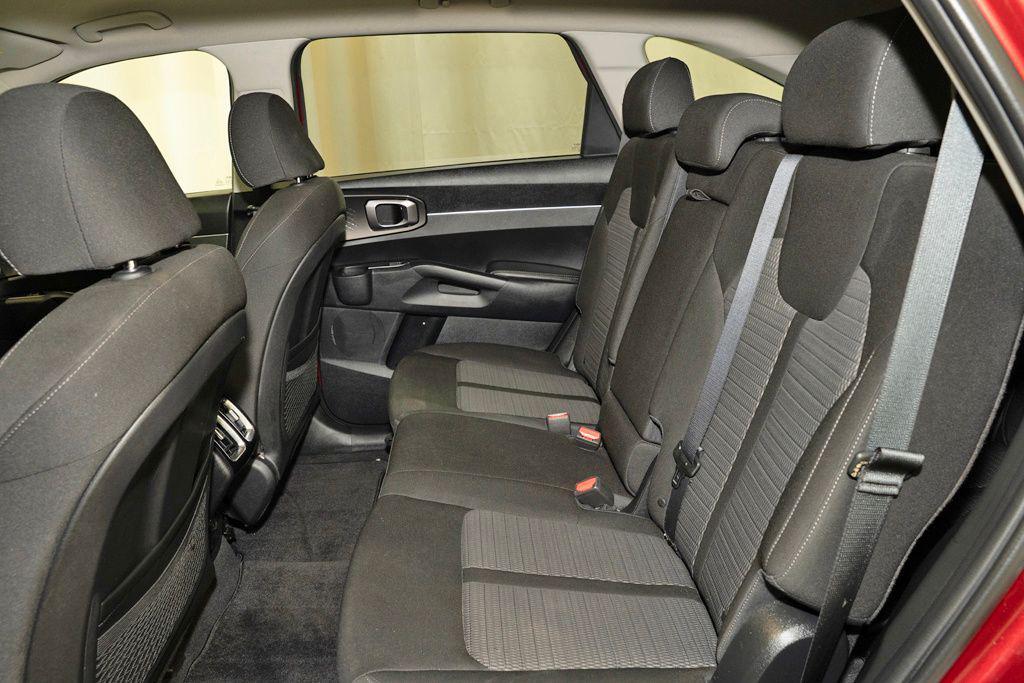 used 2023 Kia Sorento car, priced at $22,802