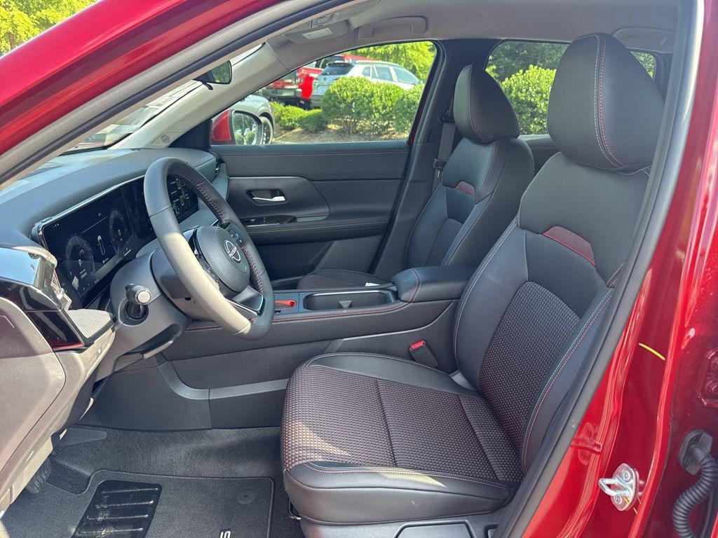 new 2025 Nissan Kicks car, priced at $25,561