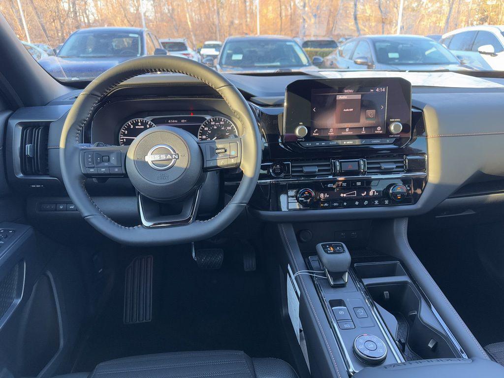 new 2025 Nissan Pathfinder car, priced at $44,500