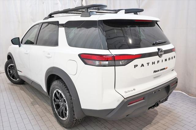 new 2025 Nissan Pathfinder car, priced at $42,275