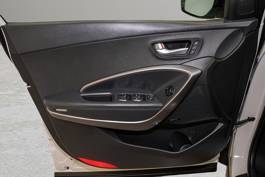 used 2019 Hyundai Santa Fe XL car, priced at $19,396