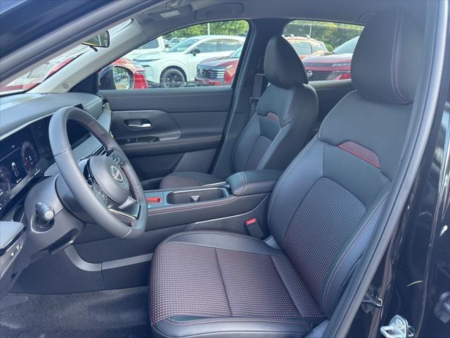 new 2025 Nissan Kicks car, priced at $27,752