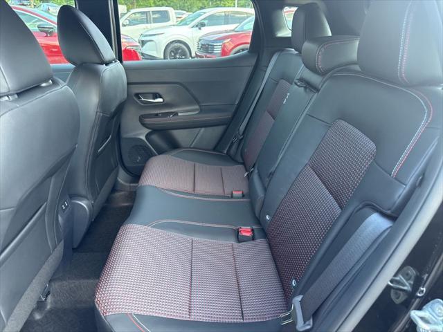 new 2025 Nissan Kicks car, priced at $27,752