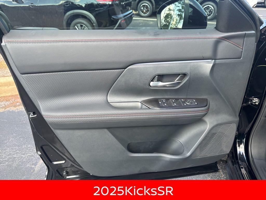 new 2025 Nissan Kicks car, priced at $25,552