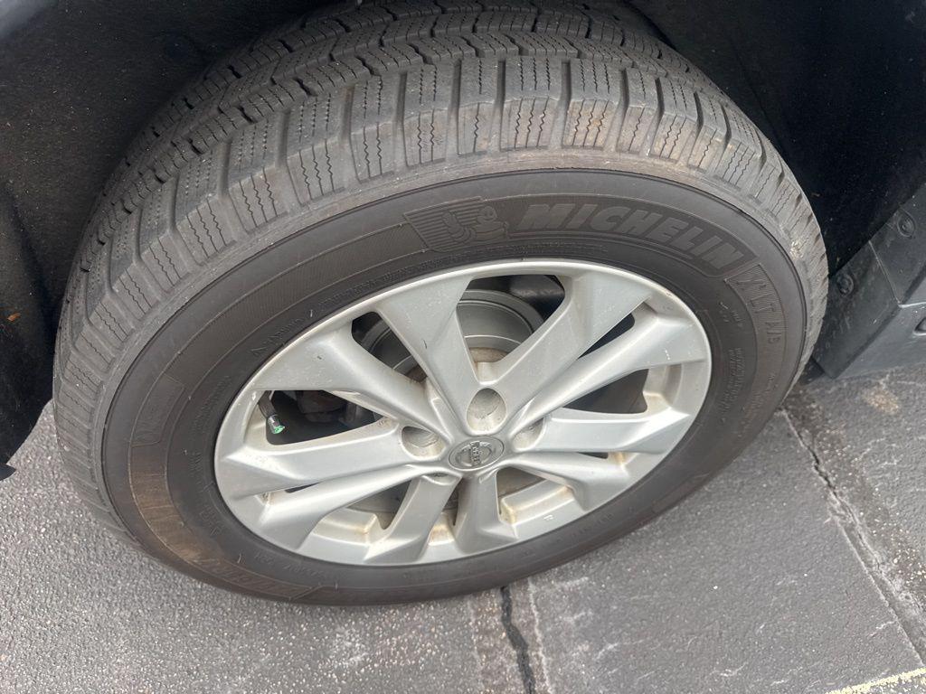 used 2016 Nissan Rogue car, priced at $11,293