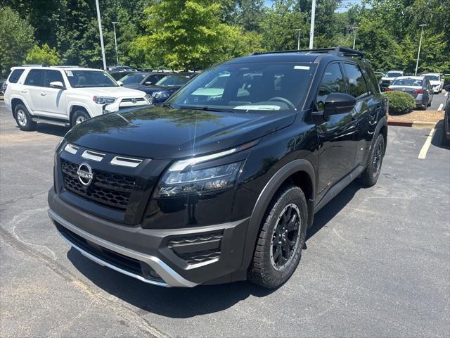 new 2025 Nissan Pathfinder car, priced at $43,967