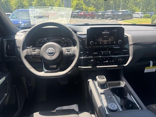 new 2025 Nissan Pathfinder car, priced at $43,967