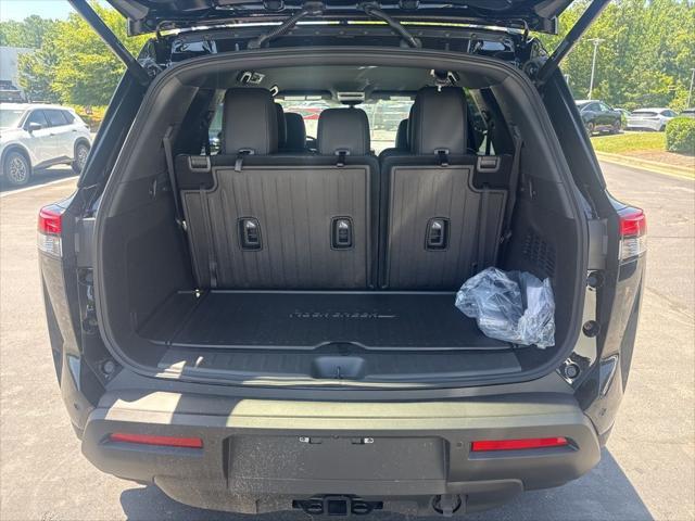 new 2025 Nissan Pathfinder car, priced at $43,967
