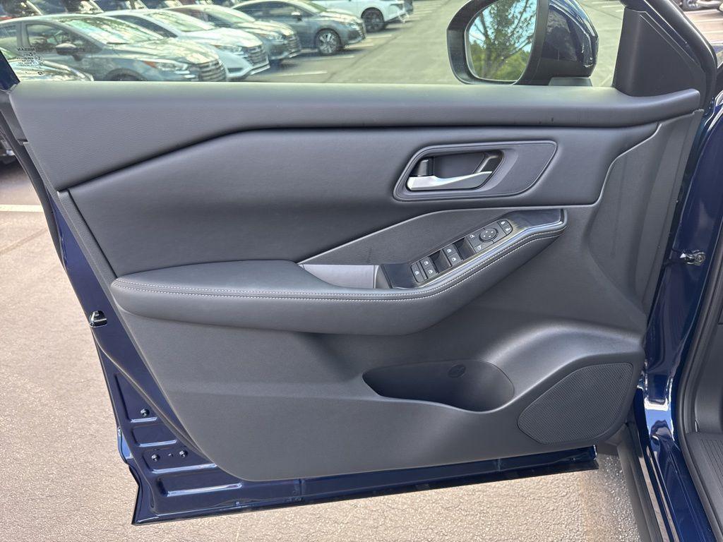 new 2026 Nissan Rogue car, priced at $29,238