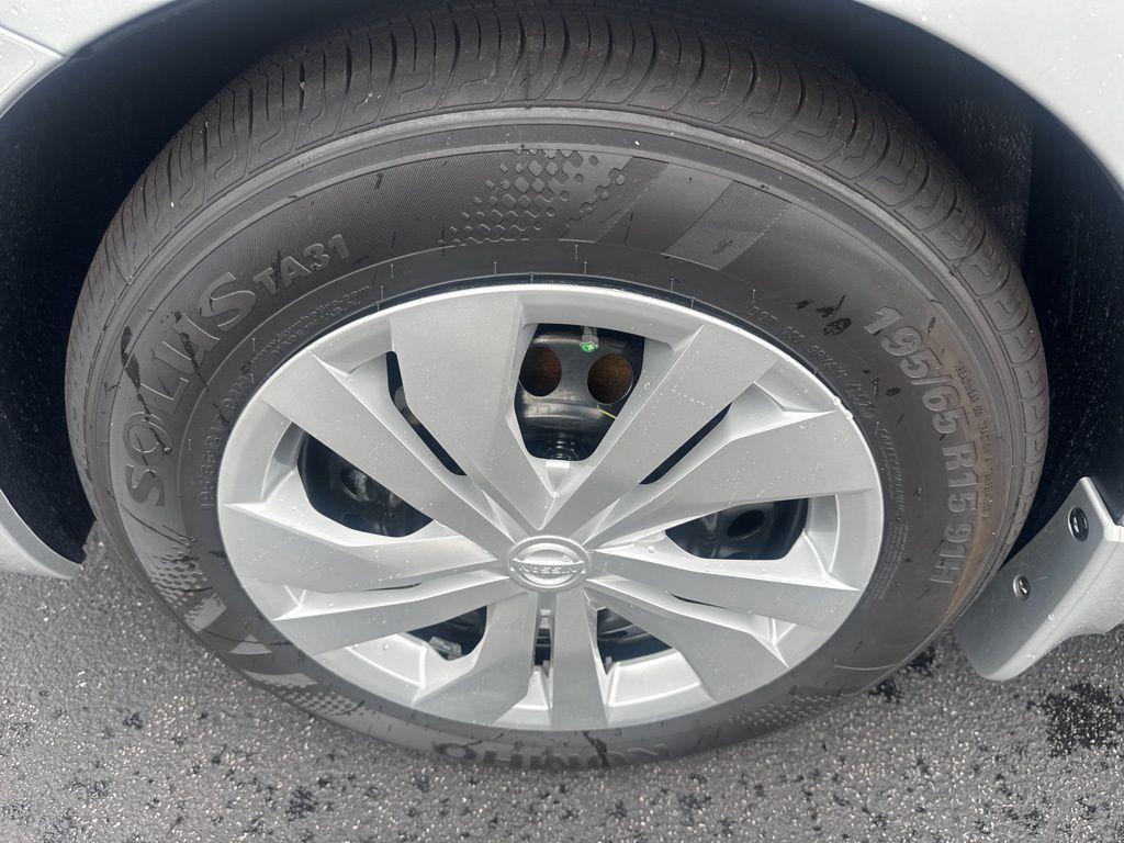 new 2025 Nissan Versa car, priced at $19,214