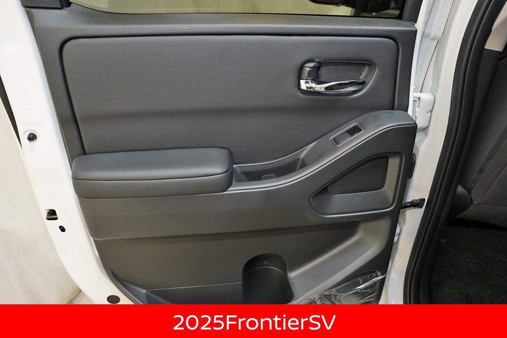 new 2025 Nissan Frontier car, priced at $31,894