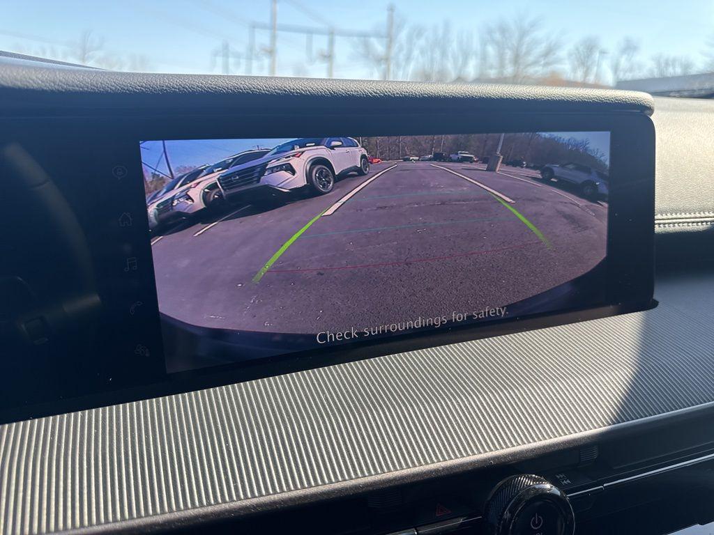 new 2025 Nissan Murano car, priced at $35,750
