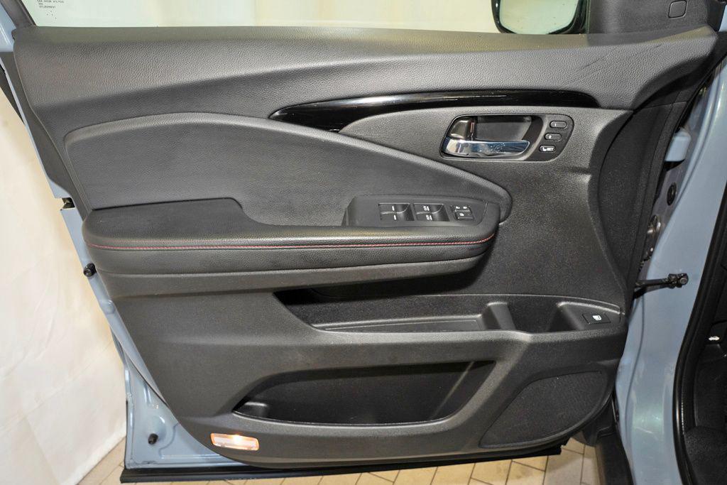 used 2022 Honda Ridgeline car, priced at $30,637