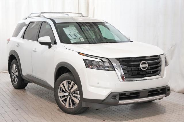 new 2025 Nissan Pathfinder car, priced at $43,023