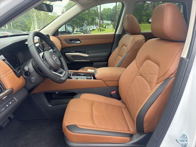 new 2025 Nissan Pathfinder car, priced at $51,265