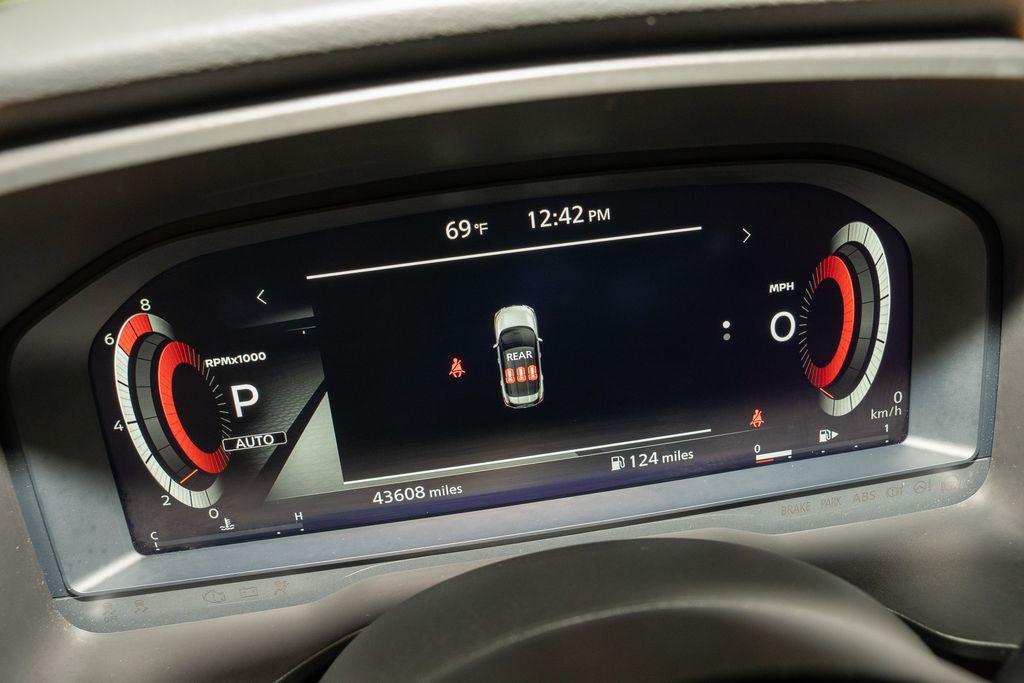 used 2023 Nissan Rogue car, priced at $28,168