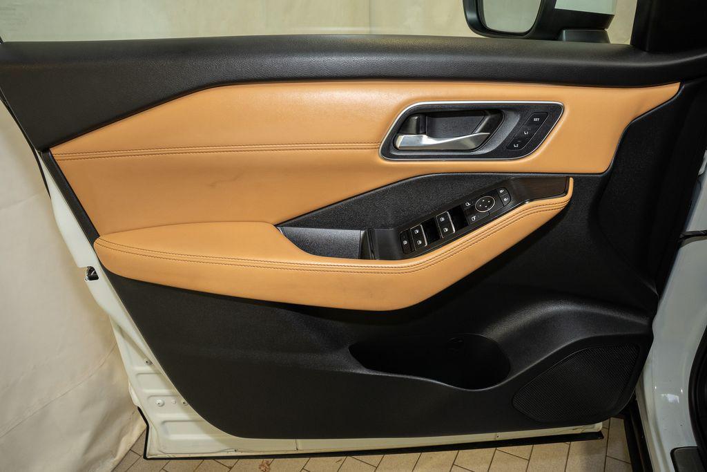 used 2023 Nissan Rogue car, priced at $28,168