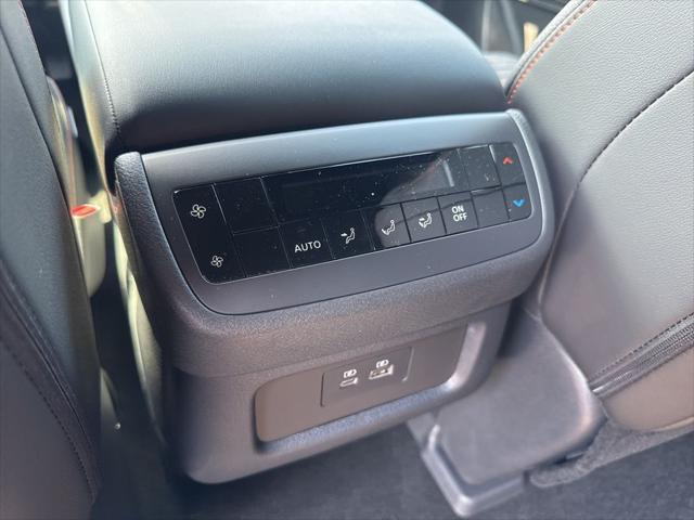 new 2025 Nissan Pathfinder car, priced at $43,967