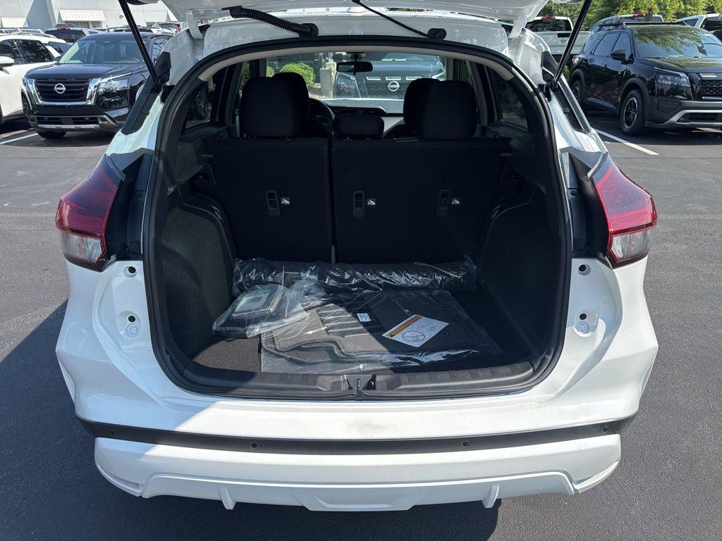 new 2025 Nissan Kicks car, priced at $21,979