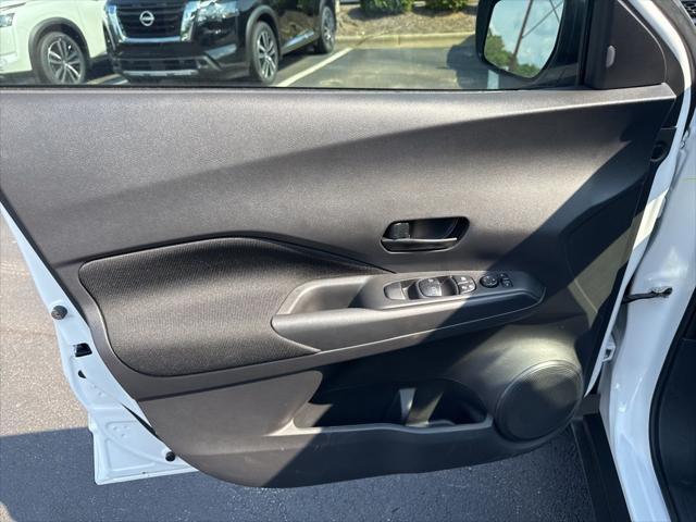 new 2025 Nissan Kicks car, priced at $23,179