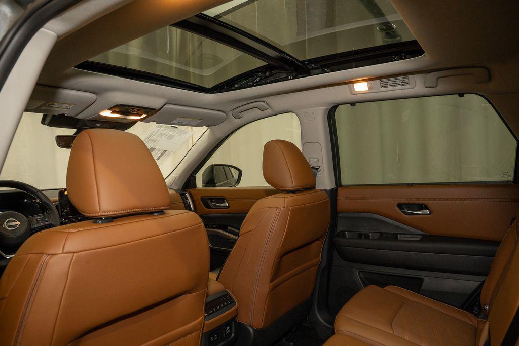 new 2025 Nissan Pathfinder car, priced at $48,390
